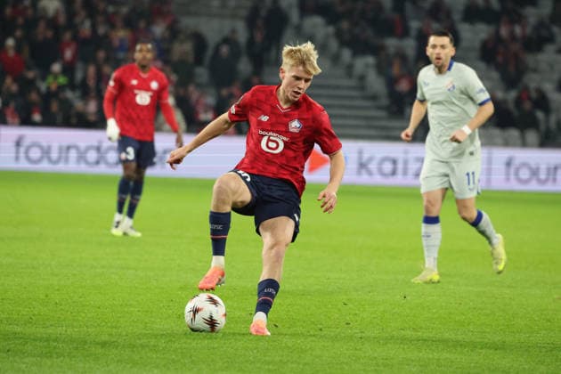 FOOTBALL : LOSC Lille vs Dinamo Zagreb - UEFA Europa League - 27 11 2025 Hakon HARALDSSON (LOSC Lille) lors du match LOSC Lille vs Dinamo Zagreb, UEFA Europa League phase de ligue, Decathlon Arena stade Pierre Mauroy, le 27 novembre 2025 - photo Laurent Sanson PsnewZ  Copyright: xLaurentxSANSONx xPsnewZx