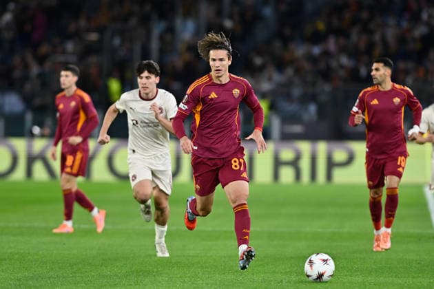 Foto IPP Cavaliere Emiliano. Roma 27 11 2025. Calcio Europa League 2025 2026. AS Roma - FC Midtjylland. Nella foto: Daniele Ghilardi. Italy Photo Press - World Copyright italy ITALY  Copyright: xR4924_italyphotopressx