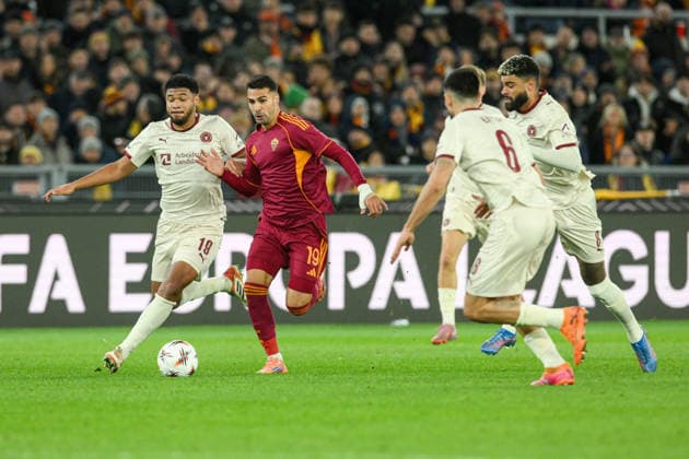 27th November 2025, Stadio Olimpico, Rome, Italy; UEFA Europa League Football; Roma versus Midtyland; Zeki Celik of AS Roma pressured by Pedro Bravo of FC Midtjylland  AllShotLive