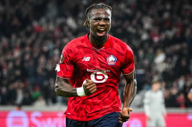 November 27, 2025, Villeneuve-D ascq, France, France: Ngal ayel MUKAU of Lille celebrates his goal during the UEFA Europa League, League Phase MD5 match between Lille OSC (LOSC) and GNK Dinamo Zagreb at Pierre Mauroy Stadium on November 27, 2025 in Villeneuve-d Ascq near Lille, France. Villeneuve-D ascq France - ZUMAm308 20251127_zsp_m308_006 Copyright: xMatthieuxMirvillex