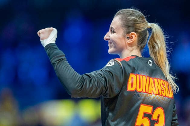 2025-11-27 Romania vs Croatia ROTTERDAM, NETHERLANDS - NOVEMBER 27: Yuliya Dumanska of Romania during the IHF Worldchampionship 2025 match for women, between Romania and Croatia at Ahoy on November 27, 2025 in Rotterdam, Netherlands. Rotterdam Ahoy Netherlands Content not available for redistribution in The Netherlands directly or indirectly through any third parties. Copyright: xHenkxSeppenx