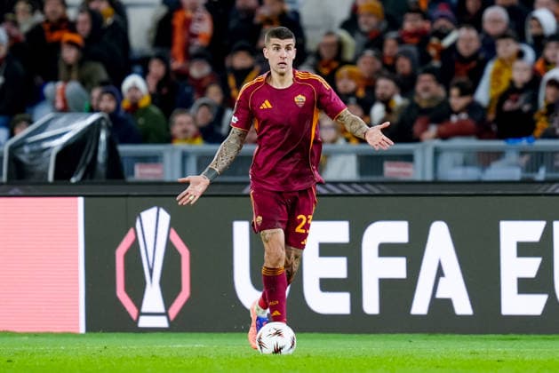 AS Roma v FC Midtjylland - UEFA Europa League 2025 26 League Phase MD5 Gianluca Mancini of AS Roma during the UEFA Europa League MD5 match between AS Roma and FC Midtjylland at Stadio Olimpico on November 27, 2025 in Rome, Italy. Rome Stadio Olimpico Lazio Italy Copyright: xGiuseppexMaffiax 251127_UEL_Roma-Midtjylland_9970