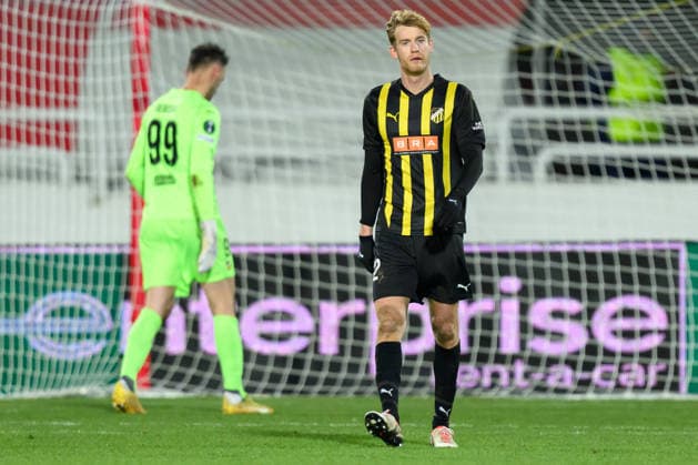 251127 Filip Helander of Häcken looks dejected during the UEFA Conference League between Zrinjski Mostar and Häcken on November 27, 2025 in Mostar Photo Daniel Stiller BILDBYRAN kod DS DS0531 fotboll football soccer fotball uefa conference league conference league zrinjski mostar häcken bbeng bbauto depp  Copyright: DANIELxSTILLER BB251127DS037