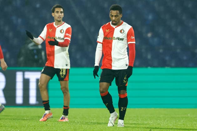 2025-11-27 Feyenoord v Celtic FC - UEFA Europa League, League phase, MD5 ROTTERDAM, NETHERLANDS - NOVEMBER 27: Quinten Timber of Feyenoord looks disappointed during the UEFA Europa League, League phase, MD5 match between Feyenoord and Celtic FC at Stadion Feijenoord on November 27, 2025 in Rotterdam, Netherlands. Rotterdam Stadion Feijenoord Netherlands Content not available for redistribution in The Netherlands directly or indirectly through any third parties. Copyright: xBroerxvanxdenxBoomx