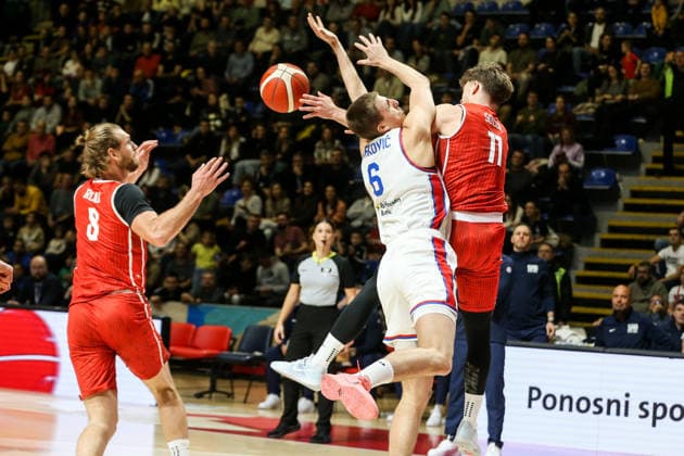 Serbia v Switzerland - FIBA World Cup European Qualifiers BELGRADE, SERBIA - NOVEMBER 27: Bogoljub Markovic (6) of Serbia andDusan Miletic (11) of Switzerland in action during the FIBA World Cup European Qualifiers group C first round basketball match between Serbia and Switzerland at Aleksandar Nikolic Hall in Belgrade, Serbia on November 27, 2025. Filip Stevanovic Anadolu Belgrade Serbia. Editorial use only. Please get in touch for any other usage.  Copyright: x2025xAnadoluxFilipxStevanovicx