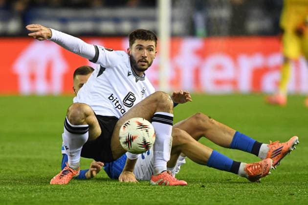 FC Basel s Leo Leroy and Genk s Daan Heymans pictured in action during a soccer game between Belgian KRC Genk and Swiss FC Basel, on Thursday 27 November 2025, in Genk, on the fifth game (out of 8) in the league phase of the UEFA Europa League competition. JILLxDELSAUX  x144743059x