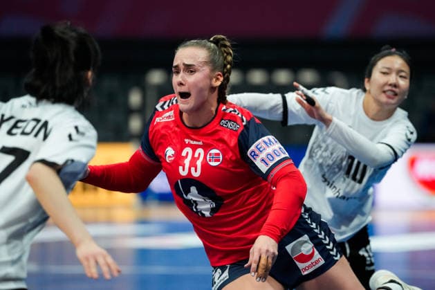 Women s Handball World Championship 2025 Norway South Korea Trier, Germany 20251127 Norway s Thale Rushfeldt Deila during the group stage match of the Women s Handball World Championship between Norway and South Korea at the SWT Arena Photo Beate Oma Dahle NTB Trier Germany EDITORIAL USE ONLY RESTRICTED USE FOR BETTING COMPANIES  Copyright: xBeatexOmaxDahlex xNTBx
