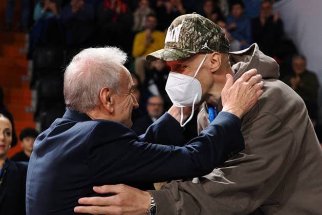 Petrucci &amp; Achille Polonara (Italy) during FIBA Basketball World Cup 2027 Qualifiers- Italy vs Iceland, Basketball FIBA Europe Cup match in Tortona, Italy, November 27 2025  Copyright: xSavinoxPaolella IPAxSportx xipa-agency.netx xx IPA_68451323 IPA_Agency_IPA68451323