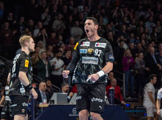 Handball, Men, Season 2025 2026, Champions League Group A, Matchday 9 , Füchse Berlin One Veszprem HC, f l Matthes Langhoff Füchse Berlin , Mijajlo Marsenic Füchse Berlin , 27 11 2025, Copyright: xSebastianxRäppold MatthiasxKochx