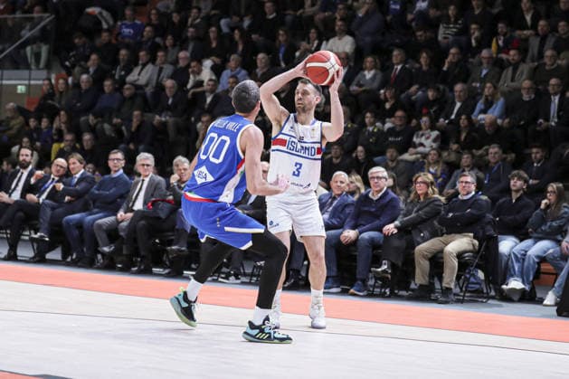 BASKET - Basket FIBA Europe Cup - FIBA Basketball World Cup 2027 Qualifiers- Italy vs Iceland 3 Aegir Steinarsson ((Iceland basketball team) during FIBA Basketball World Cup 2027 Qualifiers- Italy vs Iceland, Basketball FIBA Europe Cup match in Tortona, Italy, November 27 2025 Tortona Italy  Copyright: xIPAxSport ABACAx