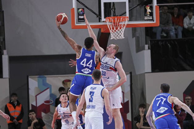 BASKET - Basket FIBA Europe Cup - FIBA Basketball World Cup 2027 Qualifiers- Italy vs Iceland 44 Sasha Grant (Italia basketball team) during FIBA Basketball World Cup 2027 Qualifiers- Italy vs Iceland, Basketball FIBA Europe Cup match in Tortona, Italy, November 27 2025 Tortona Italy  Copyright: xIPAxSport ABACAx