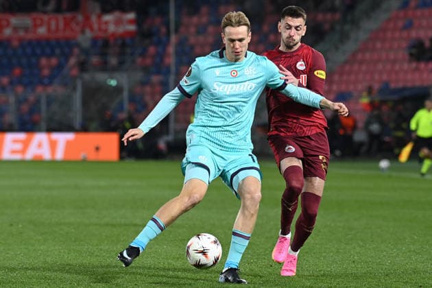 Torbjern Heggem (Bologna Fc) in action during Bologna FC vs FC Salzburg, Football Europa League match in Bologna, Italy, November 27 2025  Copyright: xGianlucaxRicci IPAxSportx xipa-agency.netx xx IPA_68451873 IPA_Agency_IPA68451873