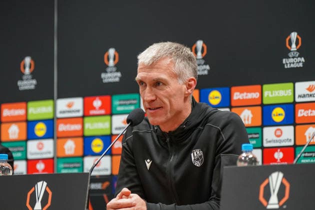 Football UEFA Europa League 2025 26, Matchday 5 Viktoria Pilsen vs SC Freiburg Doosan Arena Pilsen, Czech Republic Martin Hysky Martin Hysky coach, Viktoria Pilsen press conference, media Pilsen Plzenský kraj Czech Republic Copyright: xJOERANxSTEINSIEKx