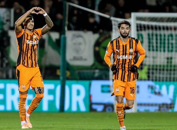 UEFA Europa Conference League Group Phase, Tallaght Stadium, Dublin 27 11 2025 Shamrock Rovers vs Shakhtar Donetsk Shakhtar Donetsk s Kaua Elias celebrates scoring his sides first goal Kaua Elias celebrates scoring his sides first goal 27 11 2025  Copyright: x INPHO BryanxKeanex CU9I3307