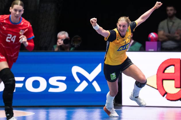 251127 Linn Blohm of Sweden celebrating during the 2025 IHF Women™s World Championship handball match between Sweden and Czech Republic on November 27, 2025 in Stuttgart Photo Emma Wallskog BILDBYRAN COP 320 EW0591 handball, handboll, handball,handboll,handball,bbeng,vm,handba  Copyright: EMMAxWALLSKOG BB251127EW050