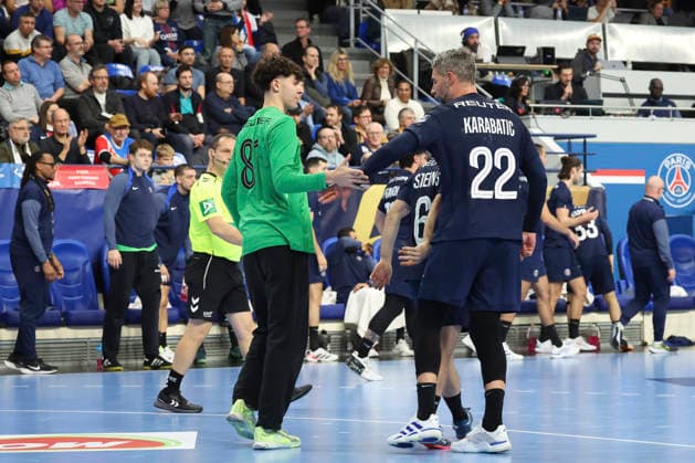 HANDBALL : Paris Saint Germain Vs Wisla Plock - Ligue des Champions - 27 11 2025 Stanis Soullier (Paris Saint Germain) - Luka Karabatic (Paris Saint Germain) ParisFrance  Copyright: xMichaelxBaucherx