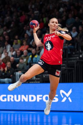 REISTAD Henny Ella (25 Norway) takes a shot at goal during the IHF Women s Handball World Championship, WM, Weltmeisterschaft game between Norway and Republic of Korea at the SWT Arena in Trier, Germany Copyright: xMartinxPitschx xSPPx Sportspressphoto_SPR66533