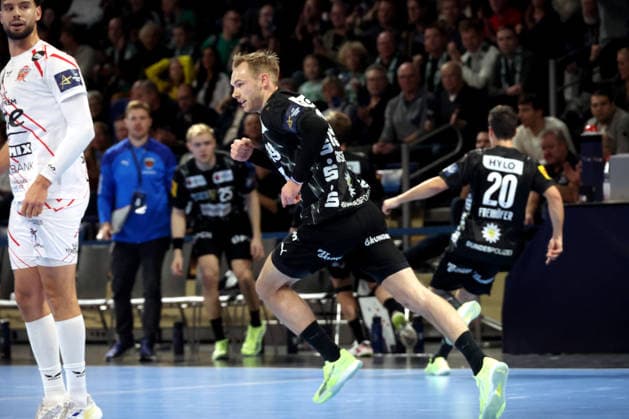 DEU, Machineseeker EHF Champions League, Fuechse Berlin vs Veszprem, 27 11 2025, Max Schmeling Halle, Berlin, DEU, Machineseeker EHF Champions League, Fuechse Berlin vs Veszprem, in the picture Mathias Gidsel Fuechse Berlin 19 nordphotoxGmbHx xEngler nph00076