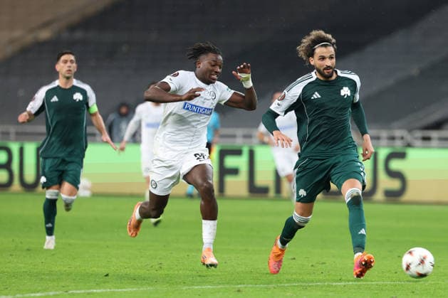 SOCCER - UEFA EL, Panathinaikos vs Sturm GRAZ,AUSTRIA,27.NOV.25 - SOCCER - UEFA Europa League, Panathinaikos Athen vs SK Sturm Graz. Image shows Seedy Jatta (Sturm) and Ahmed Touba (Panathinaikos).  GEPAxpictures xChrisxBauer