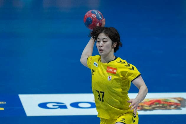 2025-11-27 Denmark v Japan ROTTERDAM, NETHERLANDS - NOVEMBER 27: Minami Matsuura of Japan during the IHF Worldchampionship 2025 match for women, between Denmark and Japan at Ahoy on November 27, 2025 in Rotterdam, Netherlands. Rotterdam Ahoy Netherlands Content not available for redistribution in The Netherlands directly or indirectly through any third parties. Copyright: xHenkxSeppenx
