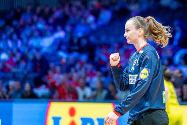 2025-11-27 Denmark v Japan ROTTERDAM, NETHERLANDS - NOVEMBER 27: Anna Kristensen of Denmark during the IHF Worldchampionship 2025 match for women, between Denmark and Japan at Ahoy on November 27, 2025 in Rotterdam, Netherlands. Rotterdam Ahoy Netherlands Content not available for redistribution in The Netherlands directly or indirectly through any third parties. Copyright: xHenkxSeppenx