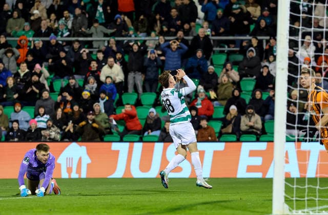 UEFA Europa Conference League Group Phase, Tallaght Stadium, Dublin 27 11 2025 Shamrock Rovers vs Shakhtar Donetsk Shamrock Rovers John McGovern reacts after he has his shot blocked by goalkeeper Kiril Fesiun of Shakhtar Donetsk John McGovern reacts after he has his shot blocked by Kiril Fesiun 27 11 2025  Copyright: x INPHO BryanxKeanex 0S2A4563