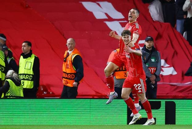 Nikola Milenkovic of Nottingham Forest celebrates scoring a goal to make it 3-0 Nottingham Forest v Malmo, UEFA Europa League, Group Stage, Football, City Ground, Nottingham, UK- 27 Nov 2025Nottingham City Ground United Kingdom EDITORIAL USE ONLY No use with unauthorised audio, video, data, fixture lists, club league logos or live services. Online in-match use limited to 120 images, no video emulation. No use in betting, games or single club league player publications. Copyright: xMattxWest Shutterstockx 15928078w