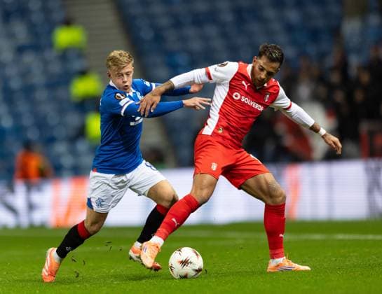 Connor Barron of Rangers during UEFA Europa League league phase match at Ibrox Stadium, Glasgow. Rangers v S.C. Braga - UEFA Europa League - League Phase - Ibrox Stadium, Glasgow, Lanarkshire, Scotland, UK - 27 Nov 2025Glasgow Ibrox Stadium Lanarkshire, Scotland United Kingdom EDITORIAL USE ONLY  Copyright: xRangersxFC Shutterstockx 15955270q