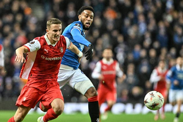 Rangers v S.C. Braga UEFA Europa League Youssef Chermit of Rangers and Gustaf Lagerbielke of S.C. Braga during the UEFA Europa League match at Ibrox Stadium, Glasgow UK Newspapers OUT Copyright: xJamiexJohnstonx FIL-22559-0095