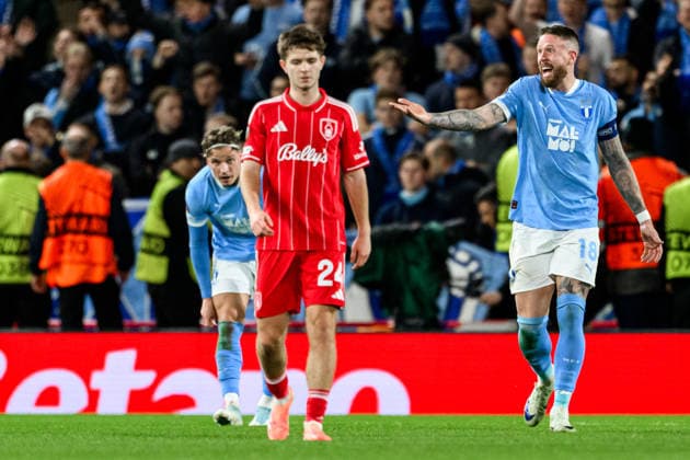 251127 Pontus Jansson of Malmö FF looks dejected during the UEFA Europa League football match between Nottingham Forest and Malmö FF on November 27, 2025 in Nottingham Photo Mathilda Schuler BILDBYRAN kod MA MA0897 fotboll football soccer fotball uefa europa league europa league nottingham forest malmö ff bbeng depp  Copyright: MATHILDAxSCHULER BB251127MA121