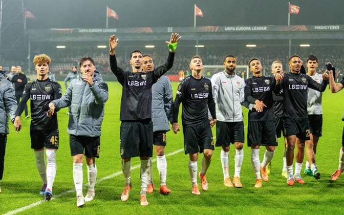 Deventer , Europa League Go Ahead Eagles Deventer vs VfB Stuttgart , cheers VfB , center Atakan Karazor VfB