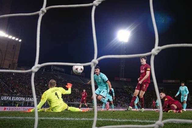 Bologna s Riccardo Orsolini goal 4-1 during the UEFA Europa League soccer match between Bologna and Salzburg at the Renato DallÕAra Stadium in Bologna, north Italy - Thursday, November 27, 2025 -  Copyright: xMassimoxPaolone LaPressex