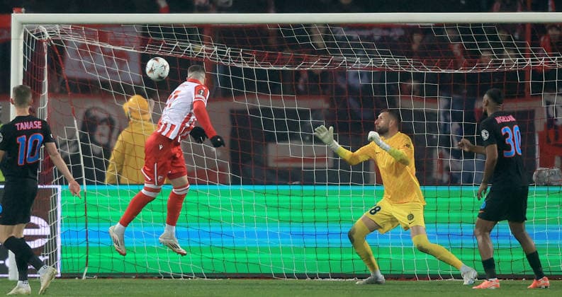 27.11.2025 Belgrade(Serbia) FK Crvena Zvezda(FC Red Star)-FCSB Europa League men s fooball Lukas Zima(C) FCSB goalkeeper, Bruno Duarte (L) Crvena Zvezda(Red Star) scores first goal :