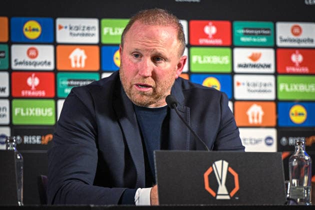 Belgium, Football, UEFA Europa League, Matchday 5, 2025 2026, KRC Genk vs FC Basel 1893, 27 11 2025, Cegeka Arena, Genk, Belgium, Ludovic Magnin head coach, FC Basel at the post-match press conference Copyright: xMarkusxVerwimpx