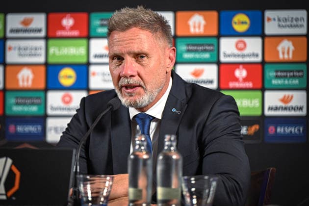 Belgium, Football, UEFA Europa League, Matchday 5, 2025 2026, KRC Genk vs FC Basel 1893, 27 11 2025, Cegeka Arena, Genk, Belgium, Thorsten Fink head coach, KRC Genk at the post-match press conference Copyright: xMarkusxVerwimpx