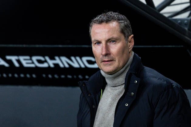 UEFA Conference League: Legia Warszawa vs Sparta Praha Coach Brian Priske during UEFA Conference League: Legia Warszawa vs Sparta Praha in Warsaw, Poland on November 27, 2025 Warsaw Poland  Copyright: xFotoxOlimpikx originalFilename:jastrzebowski-uefaconf251127_np1AY.jpg