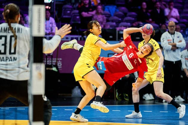 Women s Handball World Championship Denmark Japan Denmark s Helena Elver Hagesoe during the Women s Handball World Championship match in Group A between Denmark and Japan in Rotterdam on Thursday, November 27, 2025 Photo Thomas Traasdahl Ritzau Scanpix , Rotterdam Denmark  Copyright: RitzauxScanpix ThomasxTraasdahlx spdk20251127-231830-L