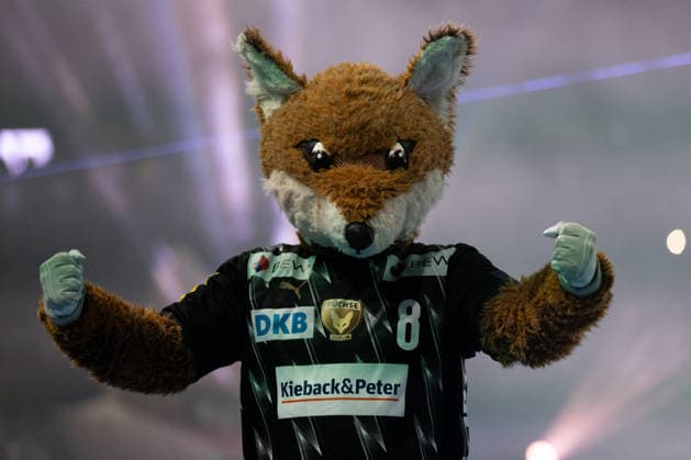 Fuchse Berlin v One Veszprem HC, EHF Champions League, Berlin, Germany Berlin, Germany. 27th, November 2025. The match mascot Fuchsi of Fuchse Berlin seen at the EHF Champions League match between Fuchse Berlin and One Veszprem HC at Max-Schmeling-Halle in Berlin. Germany, Berlin, Berlin, Max-Schmeling-Halle  Copyright: xGonzalesxPhoto InakixEsnaolax