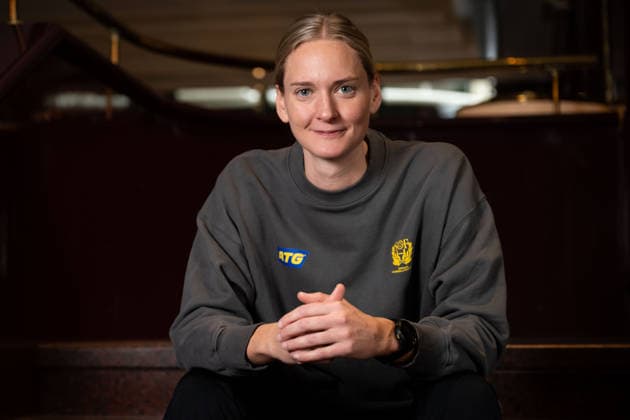 251128 Goalkeeper Johanna Bundsen of Sweden of the Swedish women s national handball team poses for a portrait at a press event during day 3 of the IHF Women™s World Championship on November 28, 2025 in Stuttgart Photo Emma Wallskog BILDBYRAN COP 320 EW0592 handball handboll handball bbeng vm handball vm handbolls vm ihf handball world championship world handball championship 2025 world championship 2025 pressträff event meeting sverige sweden day 3 dam  Copyright: EMMAxWALLSKOG BB251128EW006