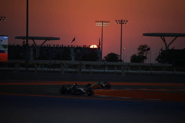 George Russell Mercedes AMG Petronas Formula One Team, 63 , Nico Huelkenberg Stake F1 Team Kick Sauber, 27 , Free Practice 1, FP1, Free Practice 1, QAT, Formula 1 World Championship, Qatar Grand Prix, Doha, Lusail, Lusail International Circuit, Friday, 28 11 2025 QTR, Formula 1 World Championship, Qatar Grand Prix, Doha, Lusail, Lusail International Circuit, Friday, 28 11 2025 Doha Copyright: xEibner-Pressefoto AnnikaxGrafx EP_AGF
