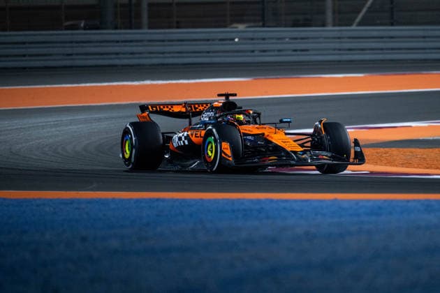 Oscar Piastri McLaren Formula 1 Team, Australia, 81 in MCL39, QTR, Formula 1 World Championship, Qatar Grand Prix, Lusail International Circuit, Free Practice, 28 11 2025 QTR, Formula 1 World Championship, Qatar Grand Prix, Lusail International Circuit, 28 11 2025 Lusail Copyright: xEibner-Pressefoto Memmlerx EP_MMR
