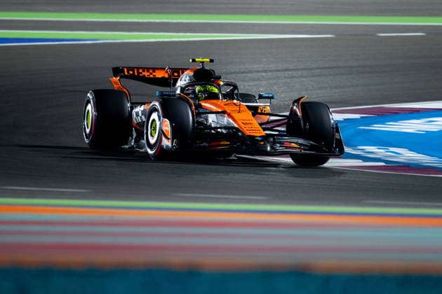 Lando Norris McLaren Formula 1 Team, Great Britain, 04 in MCL39, QTR, Formula 1 World Championship, Qatar Grand Prix, Lusail International Circuit, Free Practice, 28 11 2025 QTR, Formula 1 World Championship, Qatar Grand Prix, Lusail International Circuit, 28 11 2025 Lusail Copyright: xEibner-Pressefoto Memmlerx EP_MMR