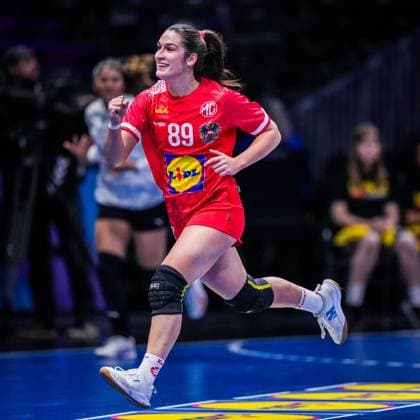ROTTERDAM , 28-11-2025 , Rotterdam Ahoy , Womens World Championship, WM, Weltmeisterschaft Handball 2025 , match between Austria and Egypt , picture shows Austria player Eleonora Stankovic Austria - Egypt (women)  x32232297x Copyright: