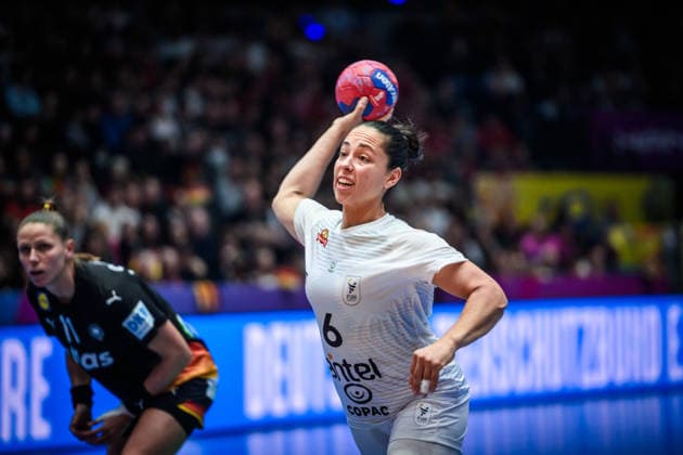Leticia Schinca Granero Uruguay, 06 GER, Uruguay Germany, Handball World Championship, Preliminary Round, Group C, 28 11 2025 GER, Uruguay Germany, Handball World Championship, Preliminary Round, Group C, 28 11 2025 Stuttgart Copyright: xSandyxDinkelackerx EP_SDR