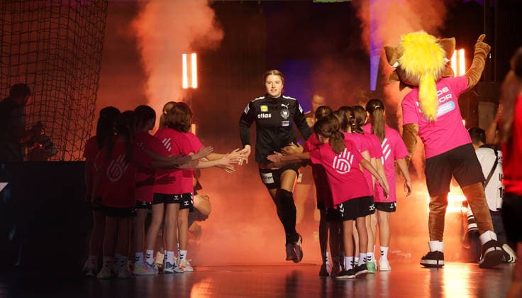 28 11 2025, Germany, Stuttgart, F27th IHF Womens World Championship 2025, Uruguay vs Germany, Nina Engel GER