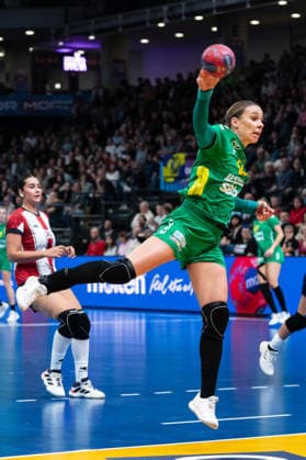 TATAR Andrijana (55 Montenegro) takes a shot at goal during the IHF Women s Handball World Championship, WM, Weltmeisterschaft game between Paraguay and Montenegro at the SWT Arena in Trier, Germany Copyright: xMartinxPitschx xSPPx Sportspressphoto_SPR66752