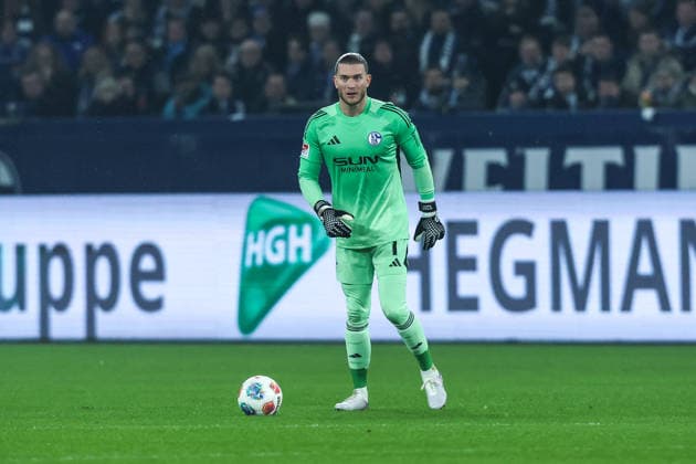 Sport, Football, 2 Bundesliga Season 2025 2026 14 Matchday FC Schalke 04 SC Paderborn 07 28 11 2025, VELTINS Arena Loris Karius FC Schalke 04, 1 Gelsenkirchen VELTINS Arena Nordrhein Westfalen Germany