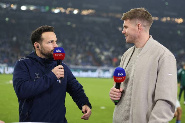 Head coach Ralf Kettemann SC Paderborn 07 and Simon Terodde former football player at the match of the 2 Bundesliga season 2025 26 FC Schalke 04 SC Paderborn 07 Copyright Thomas Pakusch Copyright: Thomas Pakusch