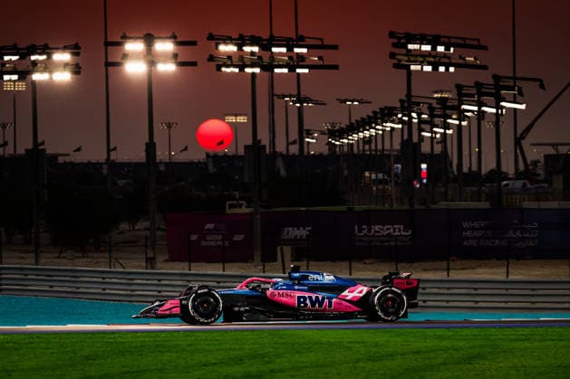 F1 - QATAR GRAND PRIX 2025 10 GASLY Pierre (fra), Alpine F1 Team A525, action during the 2025 Formula 1 Qatar Grand Prix, 23th round of the 2025 FIA Formula One World Championship, WM, Weltmeisterschaft from November 28 to 30, 2025 on the Lusail International Circuit, in Lusail, Qatar - LusailQatar  Copyright: xFLORENTxGOODENx