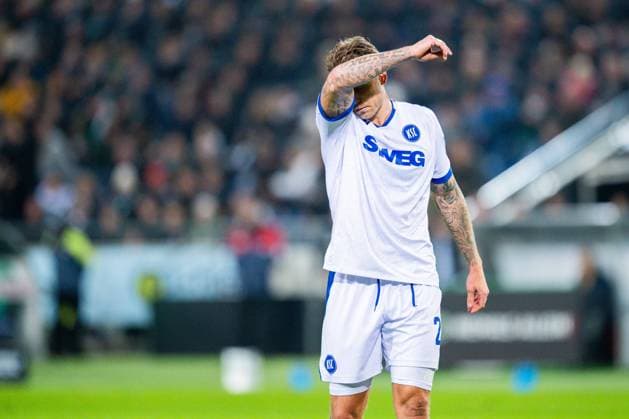 28 11 2025 Football, 2025 2026, 2 Bundesliga, 14 Matchday, Hannover 96 Karlsruher SC Marcel Franke Karlsruhe DFL REGULATIONS PROHIBIT ANY USE OF PHOTOGRAPHS AS IMAGE SEQUENCES AND OR QUASI VIDEO